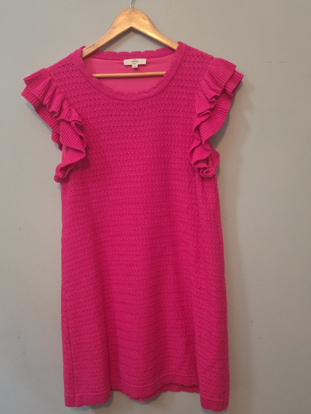 entro Bright Pink Ruffle Sleeve Knit Dress  LARGE